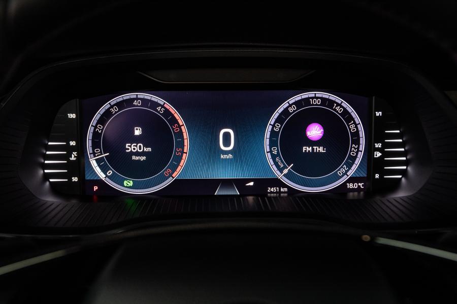 Панель приборов Skoda Octavia 2020 года  (WW) (фото 80 из 94)
